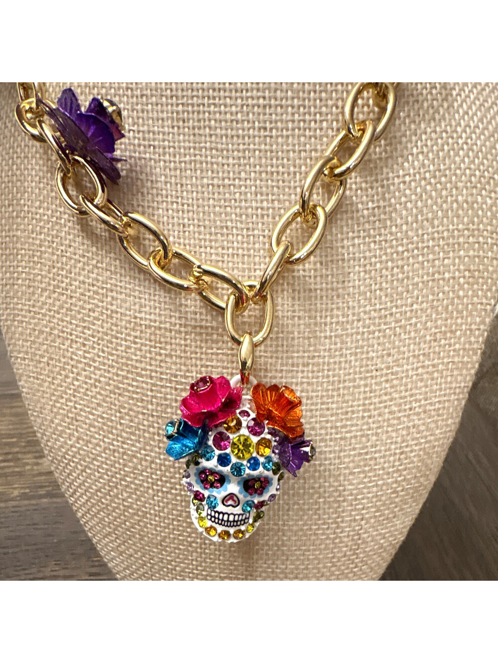 Betsey Johnson Multicolor sugar Skull Necklace 20”